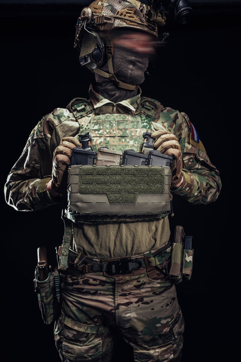 Perroz Designs Molle Placard Adapter
