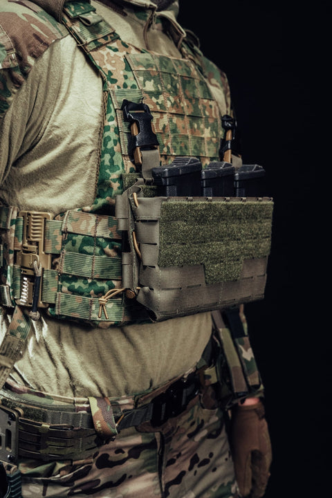Perroz Designs Molle Placard Adapter