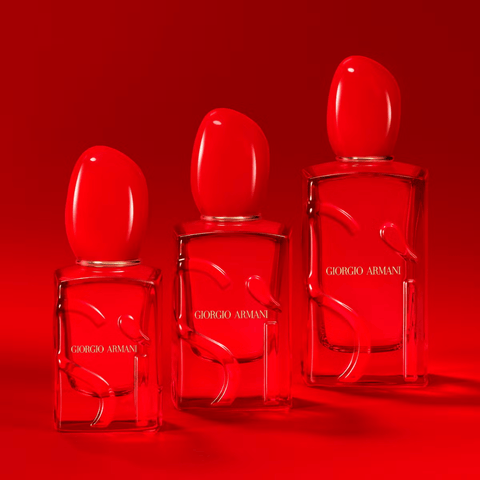 Armani Si Passione Red Musk Eau de Parfum Women's Perfume Spray (30ml, 50ml, 100ml)